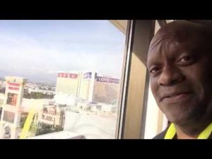 larry gives me great flamingo la 1