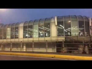 ohare airport holiday light show 1