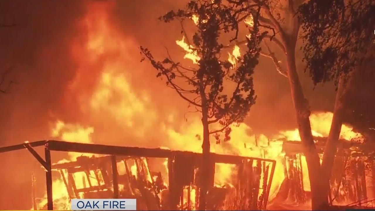 Fast Growing Oak Fire Forces Thousands To Evacuate