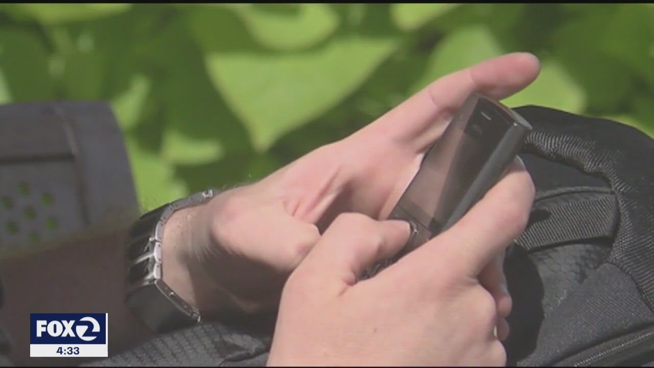 Fbi, Experts Warn Sextortion Now Targeting Teenage Boys