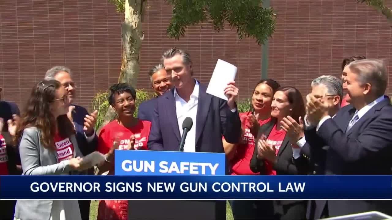 Gov. Newsom Signs Gun Control Bill That Mimics Texas Abortion Measure