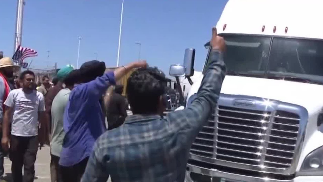 Truck Drivers Continue Protests At Port Of Oakland