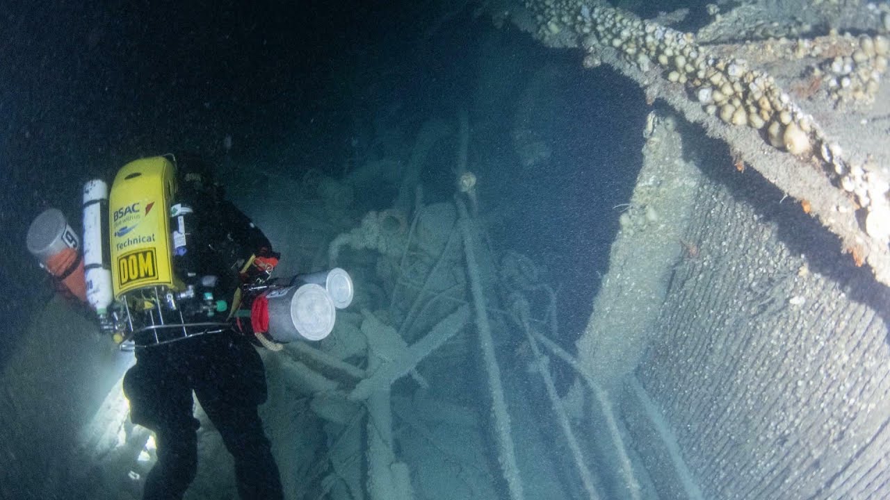 British Divers Discover Century Old U.s. Navy Warship