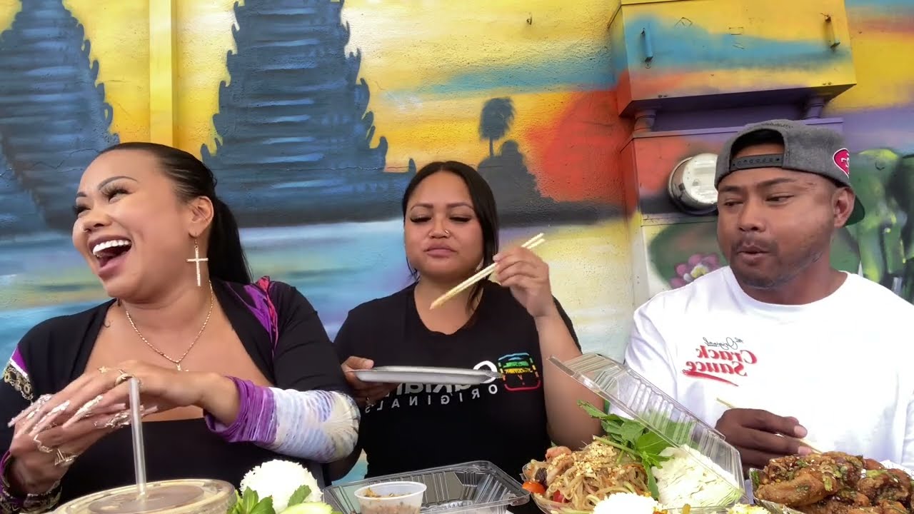 Eating with @TheOriginalCrackSauce At Cambodian Street Food in Oakland CA 1 Eating With @theoriginalcracksauce At Cambodian Street Food In Oakland Ca