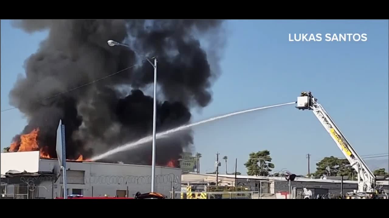 Flames Engulf Vacant Building West Of I 15 In Las Vegas