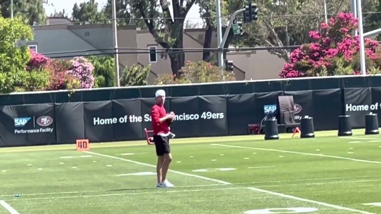 Kyle Shanahan And John Lynch Play Catch At 49ers Practice Ahead Of The 53 Man Roster Cutdown