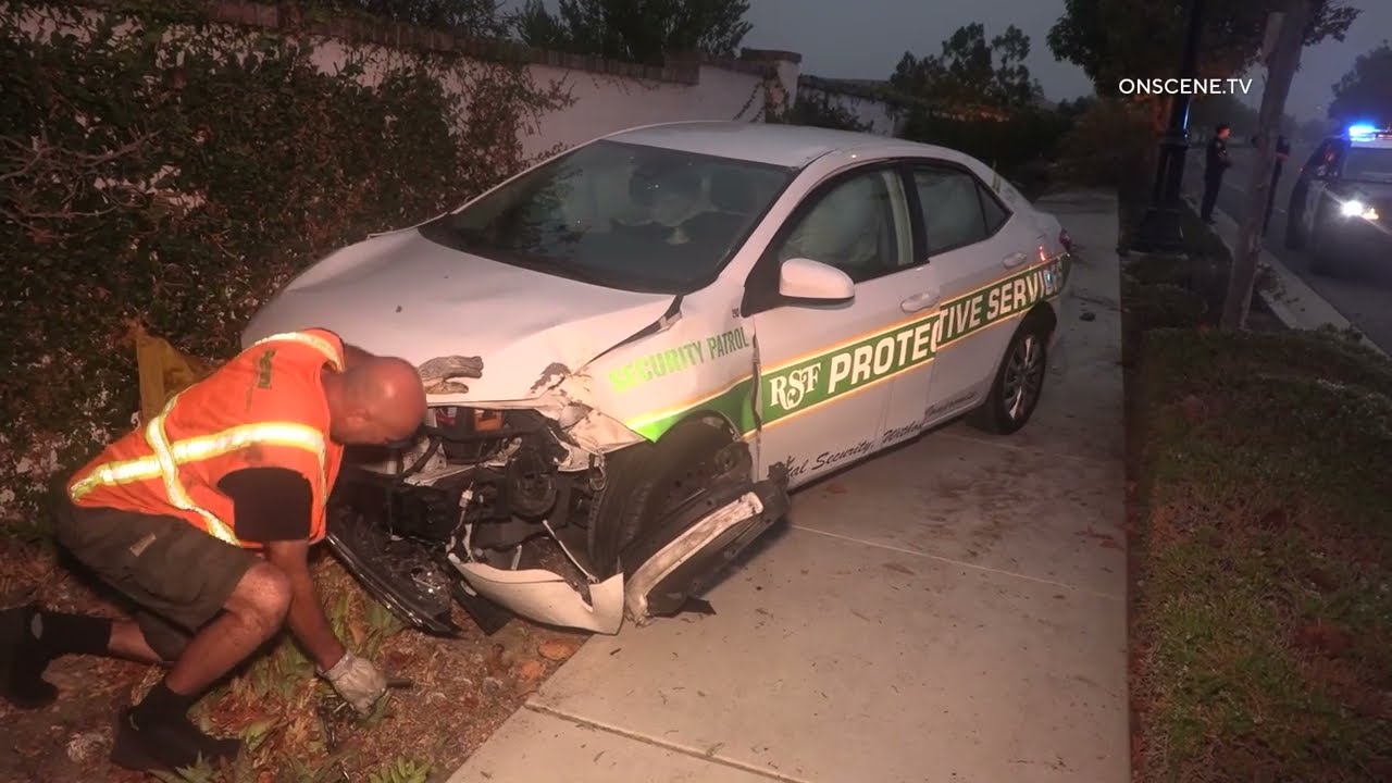 San Diego: Car Vs Trees & Wall 08172022