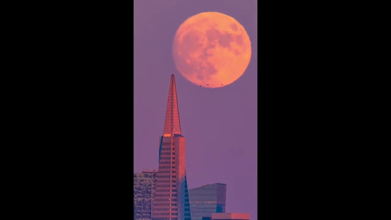 Time Lapse Footage Of Super Moon Glowing In Sky Over San Francisco