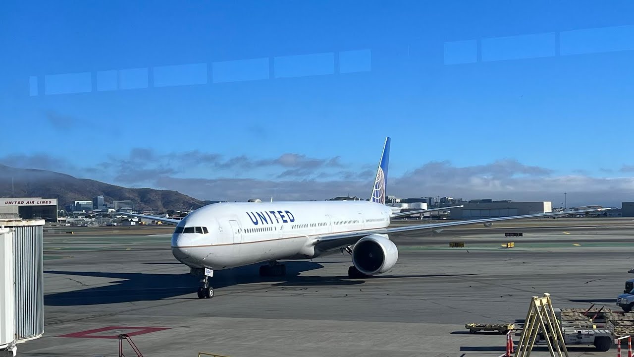 United Airlines Flight 2448 – August 23, 2022 – Boeing 777 300er – Sfo Ewr – Takeoff And Landing