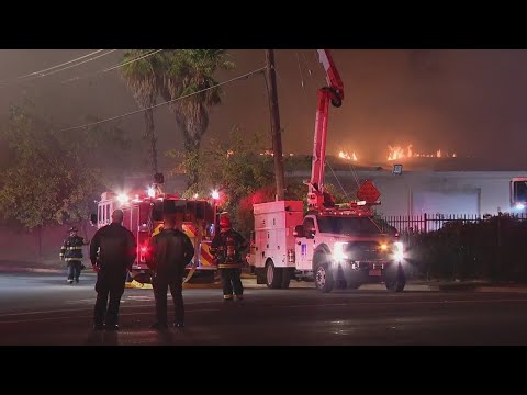 Fire Crews Battle Commercial Structure Fire At ‘grow Operation’ In San Leandro