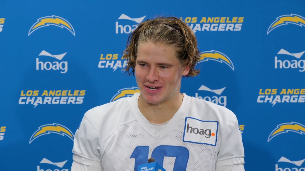 Justin Herbert On Preparing For Raiders Defense | La Chargers