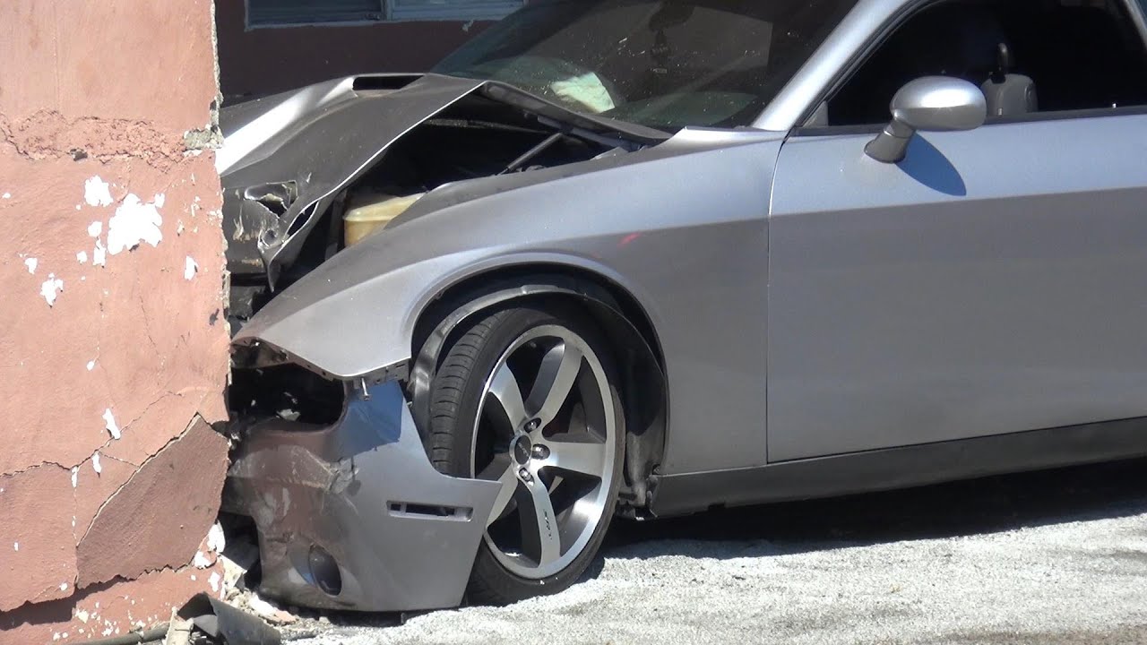 News Clip : Dodge Challenger Into A House West Sacramento 9/14/2022