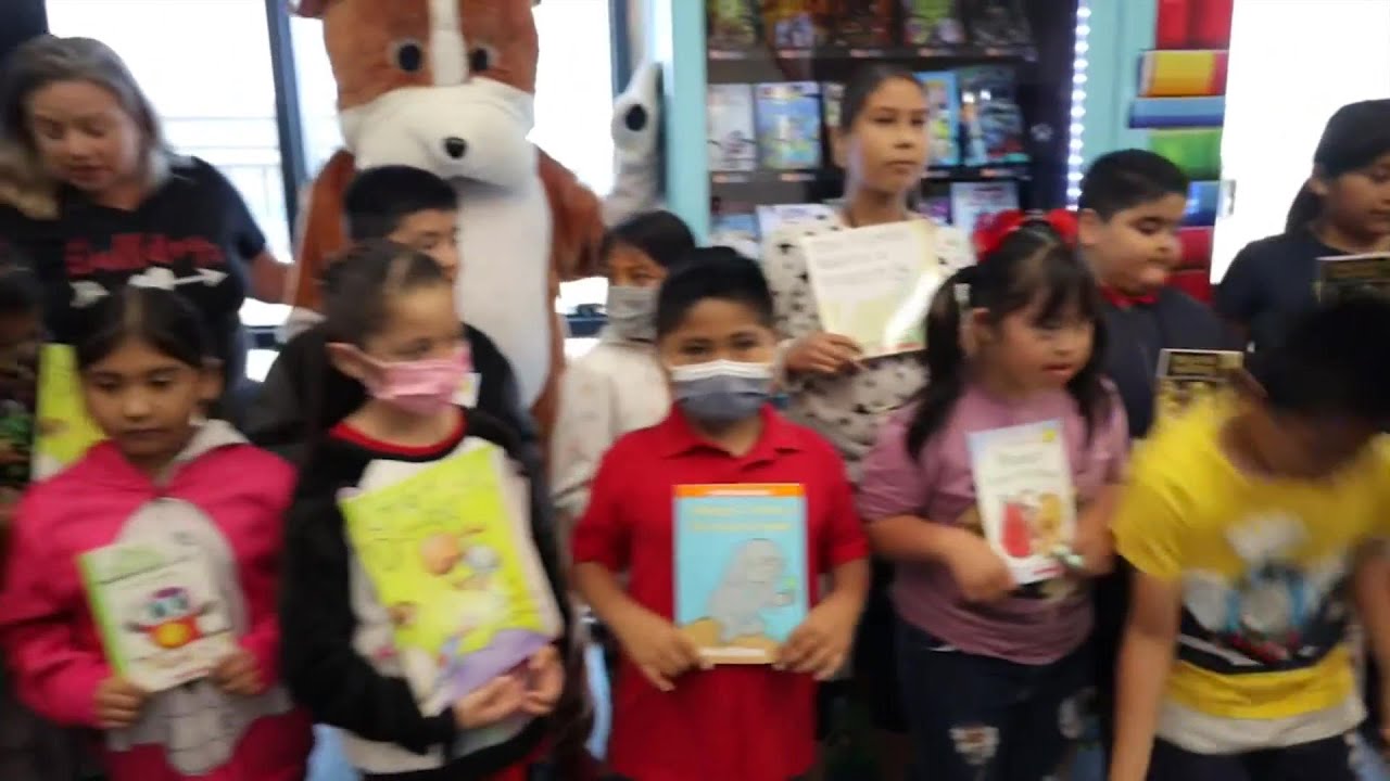 Robert Bruce Elementary School Introduces Book Vending Machine