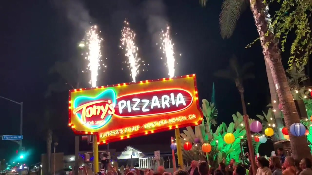 Tony’s Pizzaria Celebrates Anniversary With New Neon Sign Unveiling