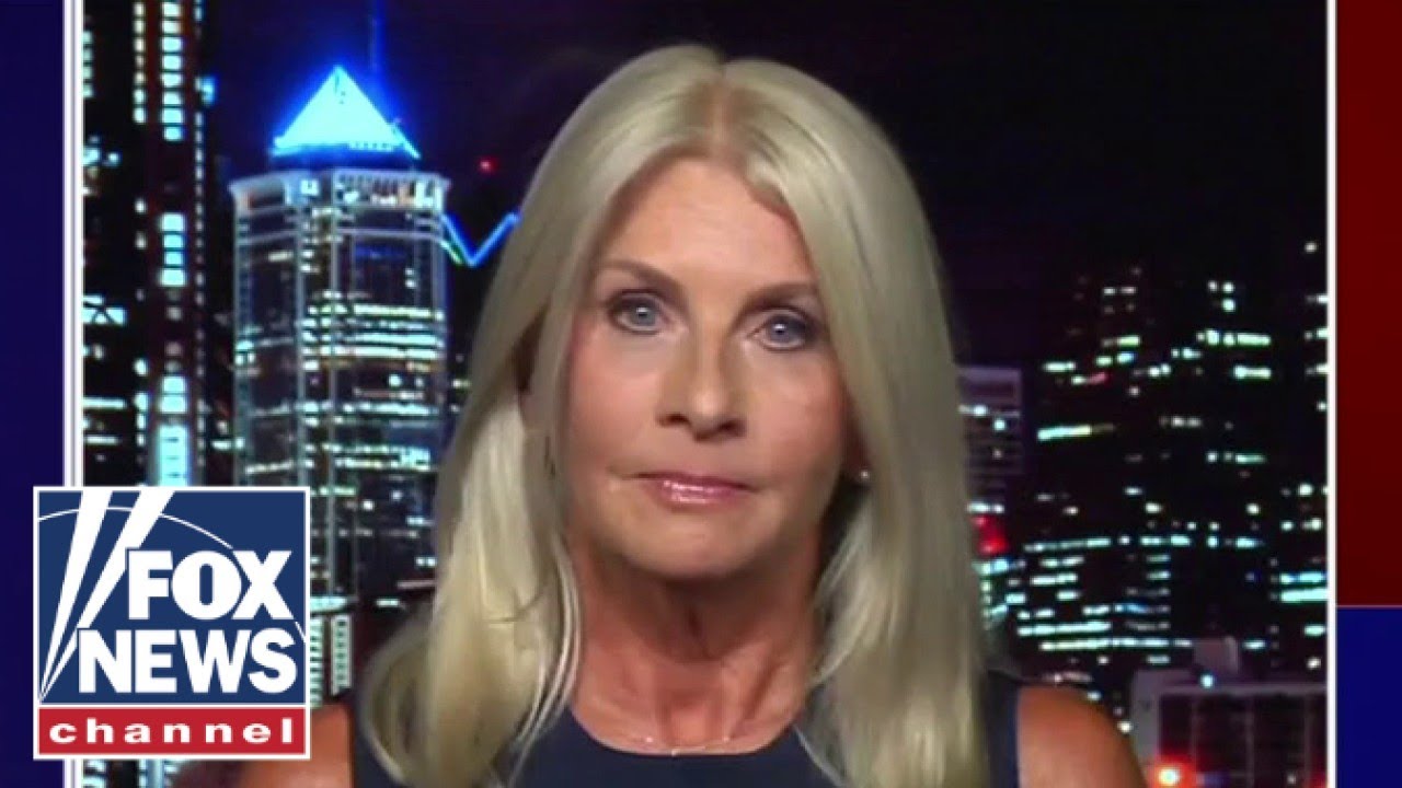 Woman Says Fbi Showed Up At Her Home After Supporting Trump Online
