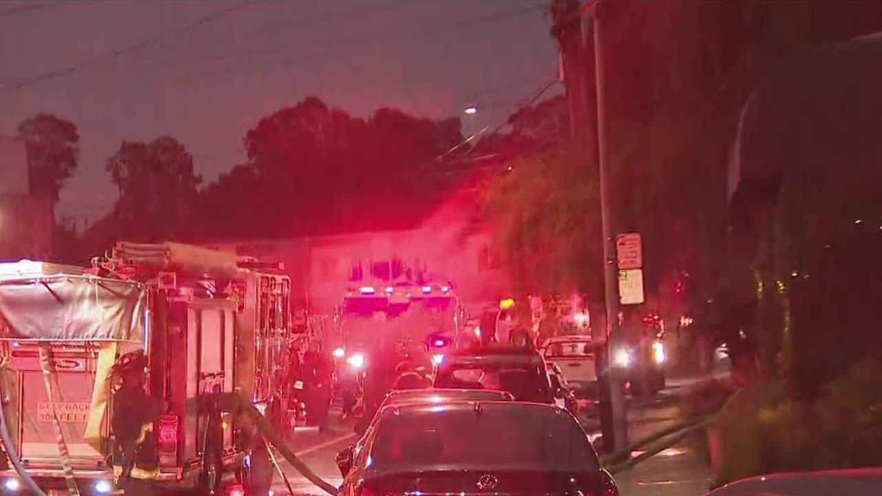 3-alarm fire burning at Oakland apartment building near I-580