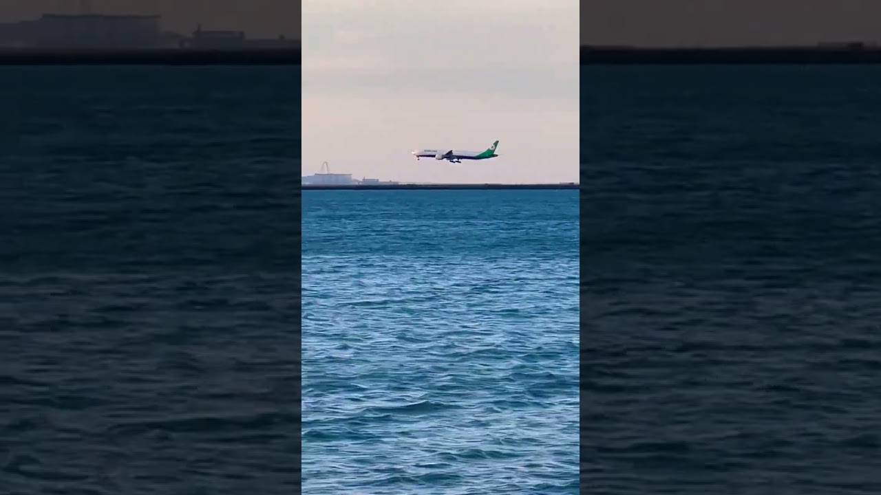 Butter landing of Boeing777 - Eva Air landing at San Francisco Airport 1 Butter Landing Of Boeing777 – Eva Air Landing At San Francisco Airport