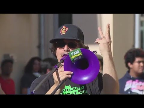 Large Turnout For Oakland Teachers’ Rally Ahead Of School Board Meeting