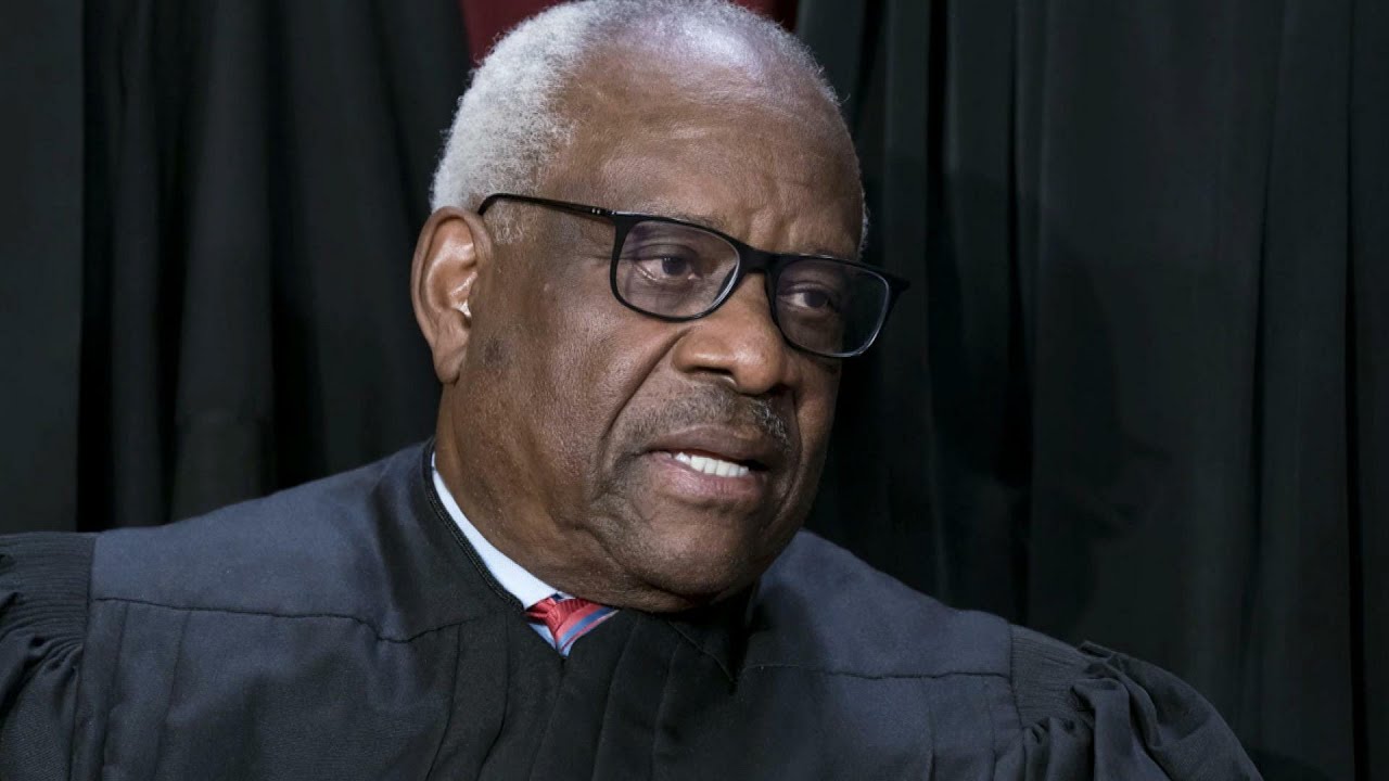 Report says Justice Clarence Thomas failed to disclose sale of home to Harlan Crow 1 report says justice clarence tho