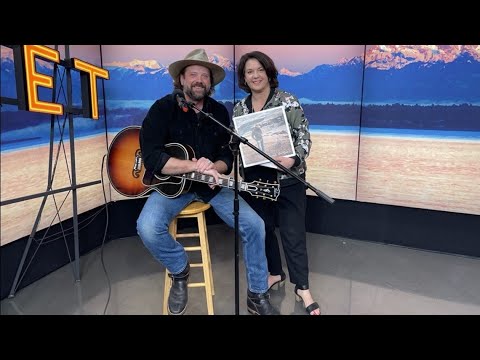 seattle singer songwriter ian jo
