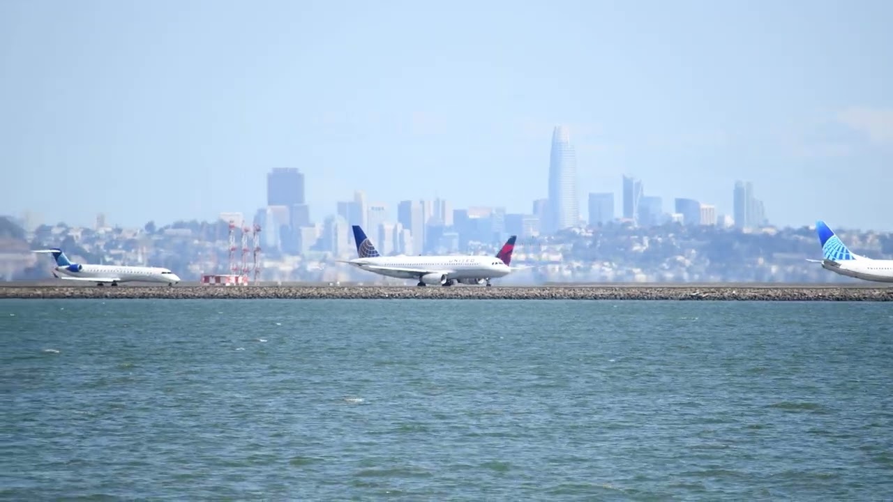 Stunning Landing of Japan Airlines' Boeing 787 in Busy San Francisco Airport 1 Stunning Landing Of Japan Airlines’ Boeing 787 In Busy San Francisco Airport