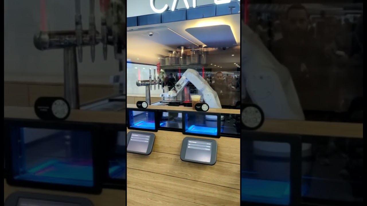 Coffee Robot At San Francisco Airport California #technology #subscribe #youtubeshorts #explore