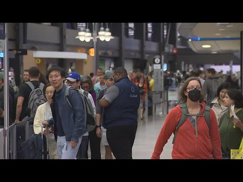Memorial Day Travelers Converge On Sea Tac Airport