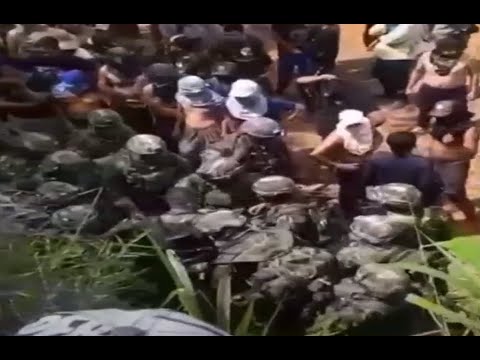 Por Lo Menos 25 Soldados Fueron Retenidos Por La Comunidad En Patía, Cauca