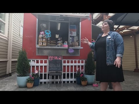 Southeast Portland Food Cart Serving Up Organic Treats To Dogs