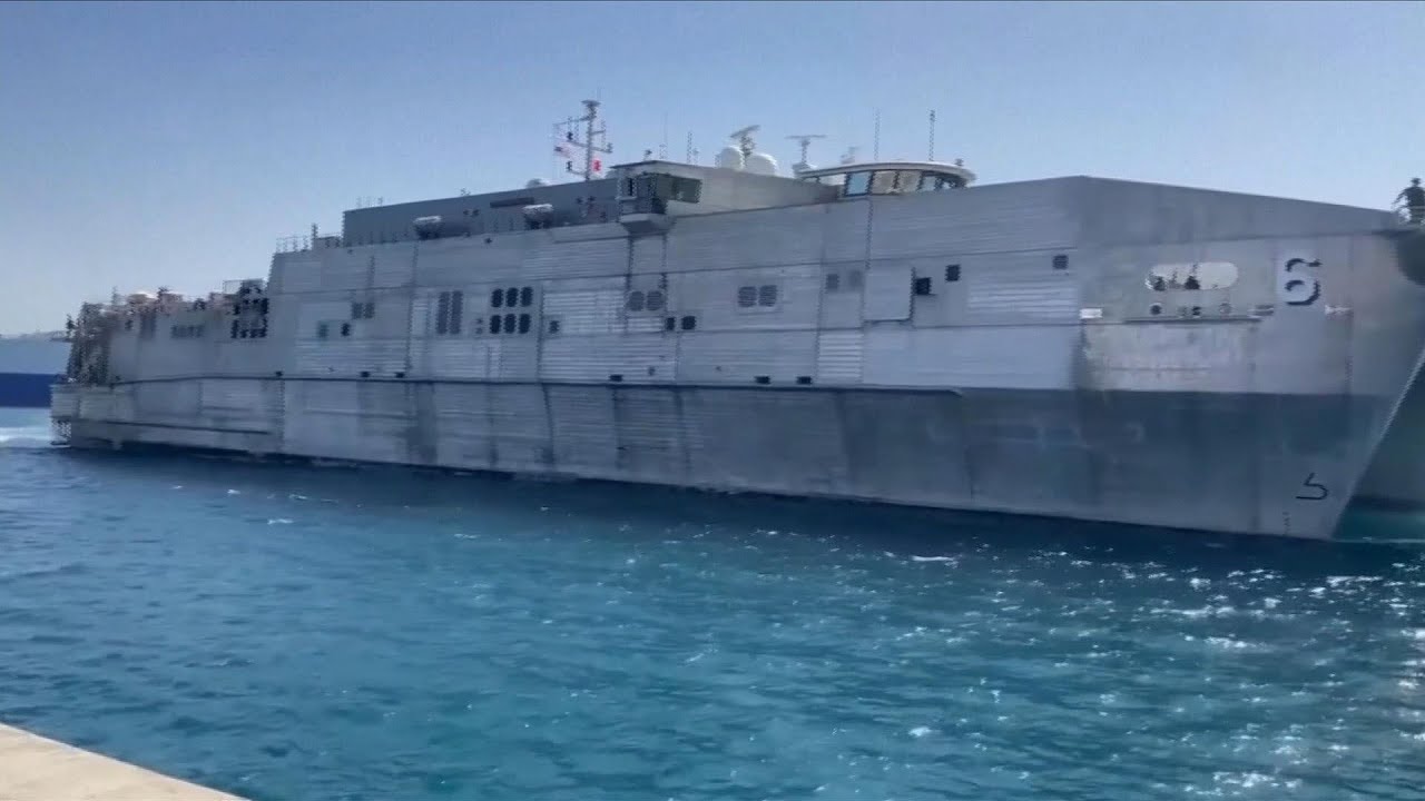 U.s. Navy Ship Arrives In Saudi Arabia Carrying 105 Americans Fleeing Sudan