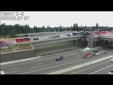 Fatal Semi Truck Crash Causes Significant Back Up On Sb I 5