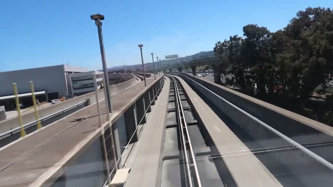 (7/14/23, Part 1) San Francisco International Airport Airtrain To Terminal 2 (60fps)