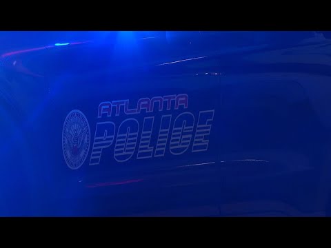 Man shot dead at townhome complex in Atlanta's Oakland City neighborhood 2 Man Shot Dead At Townhome Complex In Atlanta’s Oakland City Neighborhood