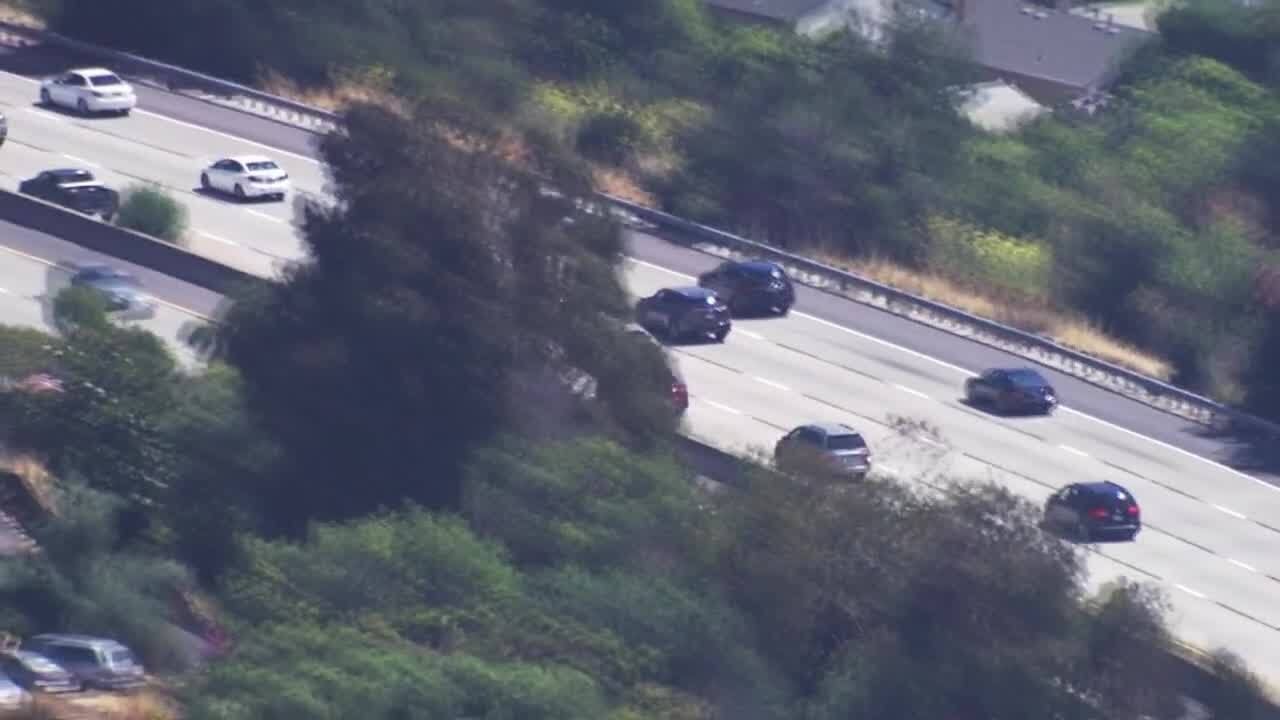 Raw Video: High Speed Police Chase Through East Bay