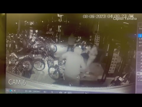 Security Video Shows Thieves Stealing Motorcycles From Sacramento Shop | Top 10