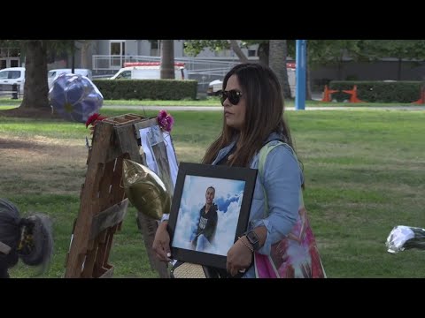 Families Gather At State Capitol On National Day Of Remembrance For Murder Victims