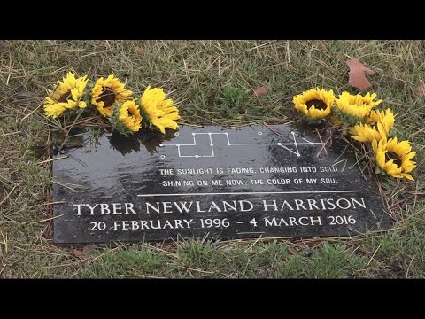 Florida family to sue Portland cemetery threatening to uproot son's burial site, family say 2 Florida Family To Sue Portland Cemetery Threatening To Uproot Son’s Burial Site, Family Say