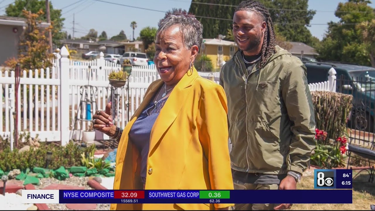 Las Vegas Raiders’ Davante Adams Helps Renovate Childhood Home For Grandmother