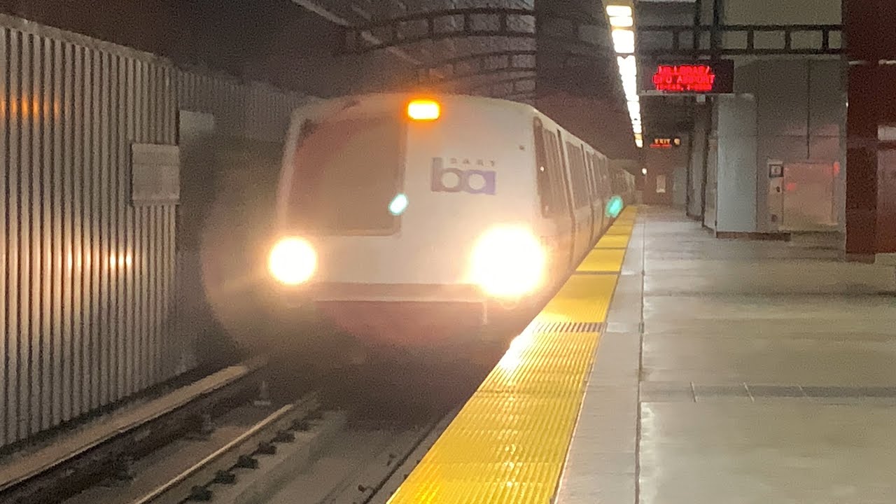 Last Ever Legacy Fleet Train Arriving At South San Francisco