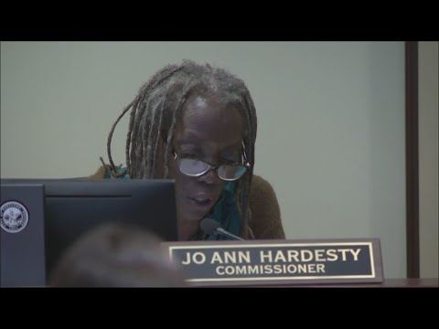 Settlement reached in Jo Ann Hardesty lawsuit, Portland police union says 2 Settlement Reached In Jo Ann Hardesty Lawsuit, Portland Police Union Says