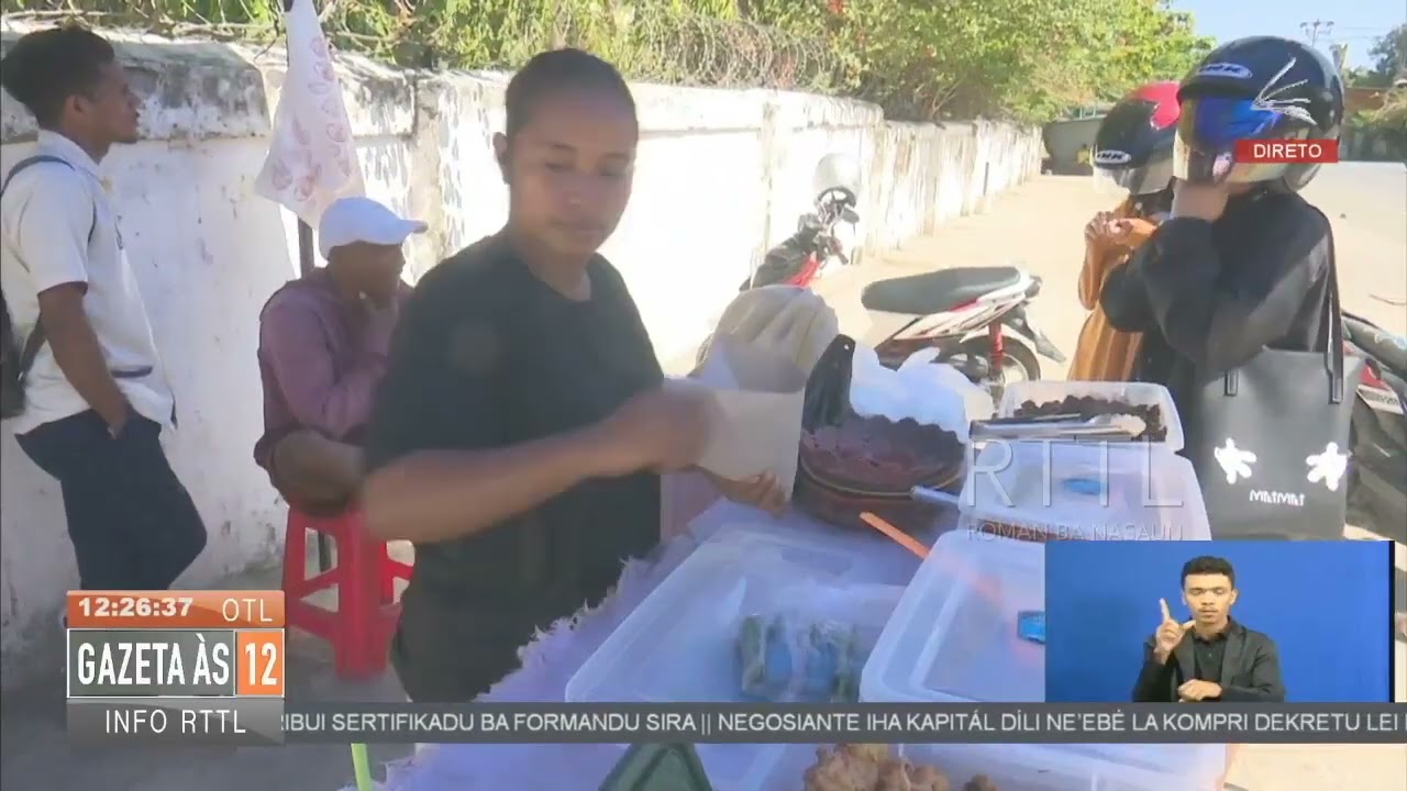 Vendedores kontinua halao negosiu iha areadores semiteriu Santa Cruz oin 1 Vendedores Kontinua Halao Negosiu Iha Areadores Semiteriu Santa Cruz Oin
