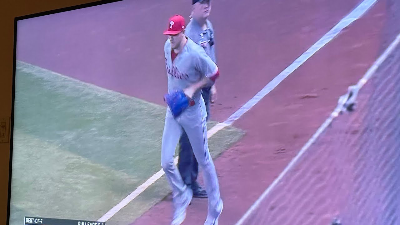 Jeff Hoffman Comes In Relief For The Phillies In Game 4 Of The NLCS By: Vinny Lospinuso 2 Jeff Hoffman Comes In Relief For The Phillies In Game 4 Of The Nlcs By: Vinny Lospinuso