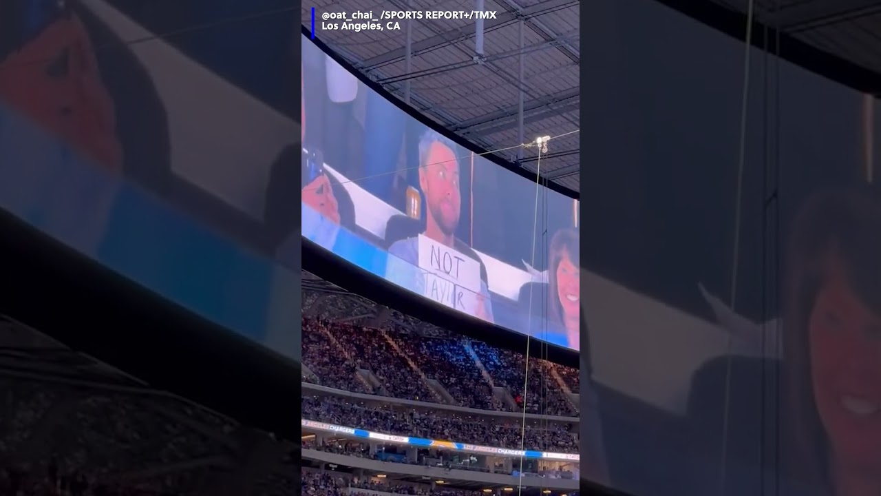 Lance Bass Held “not Taylor Swift” Sign When Given Shoutout At Los Angeles/dallas Game