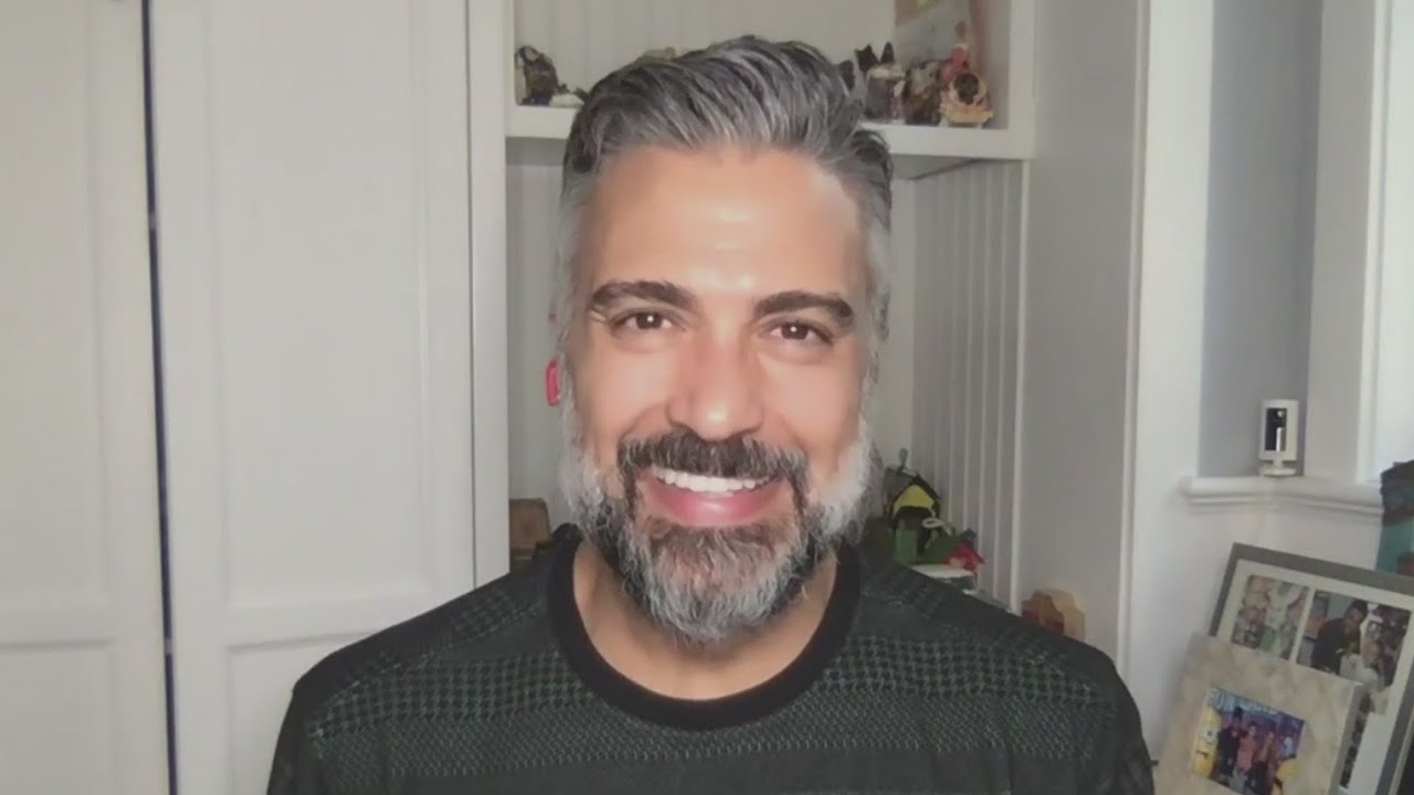 "Lotería Loca" host Jaime Camil talks about entertaining new game show 2 “lotería Loca” Host Jaime Camil Talks About Entertaining New Game Show