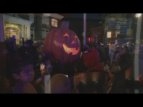 Parade And Pumpkin Lighting In ‘halloweentown’