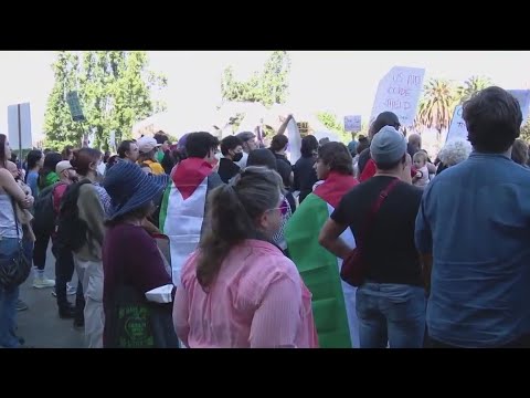 Thousands Gather In San Francisco To Show Support For Palestinians Amidst War