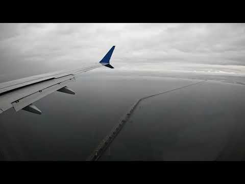 United Airlines Ua1893 B737 Max9 Landing Into San Francisco Airport