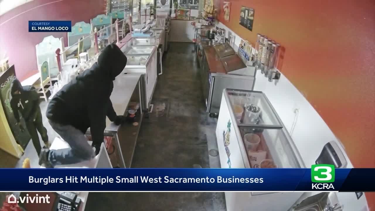 Burglars caught on camera leave with thousands from multiple small businesses on Black Friday 2 Burglars Caught On Camera Leave With Thousands From Multiple Small Businesses On Black Friday