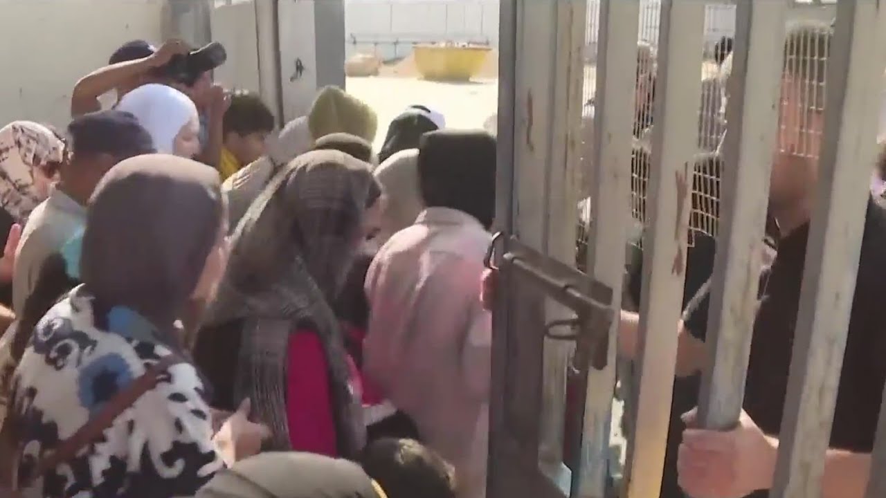 Hundreds Flee Gaza Into Egypt During First Limited Evacuation