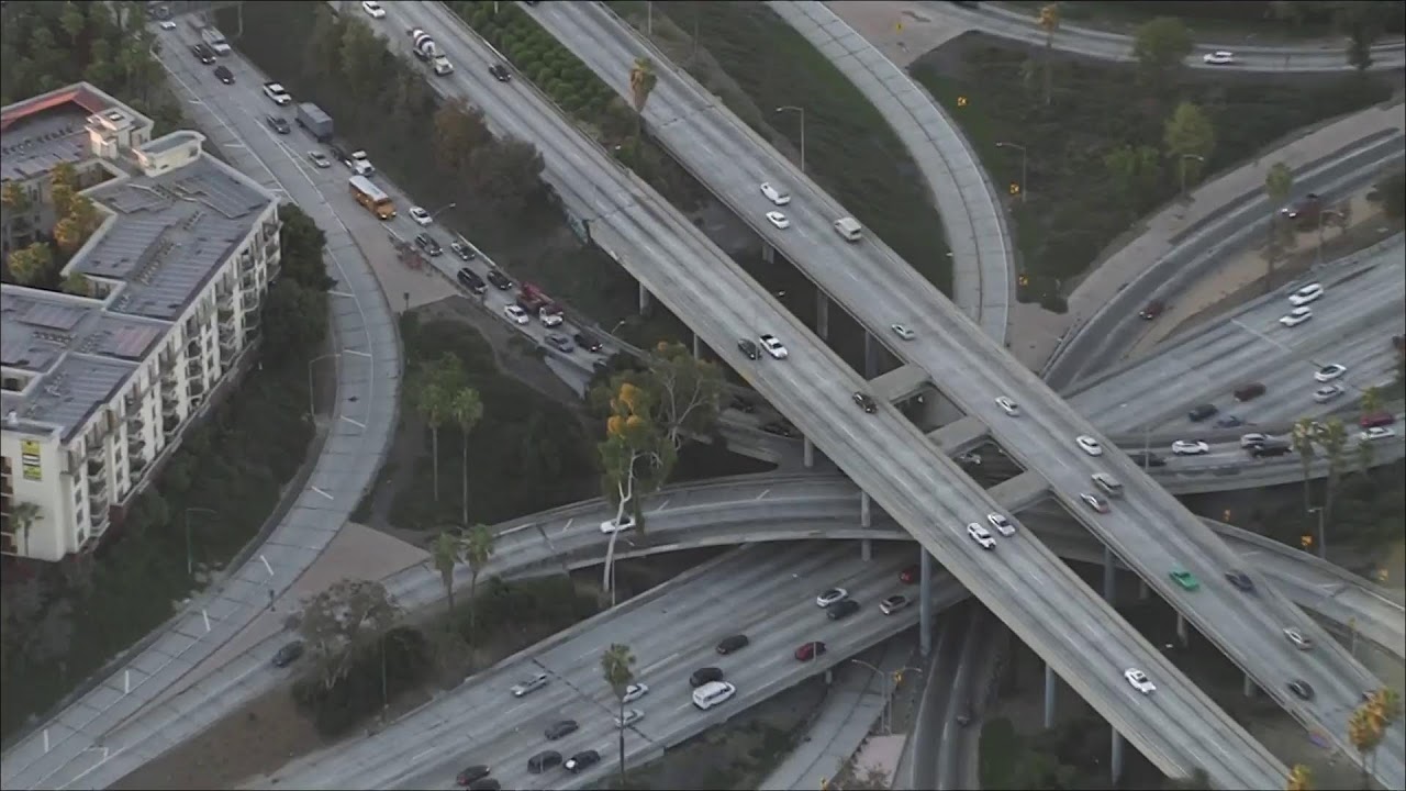 Newschopper4 Is Over The 10 Freeway In Downtown La